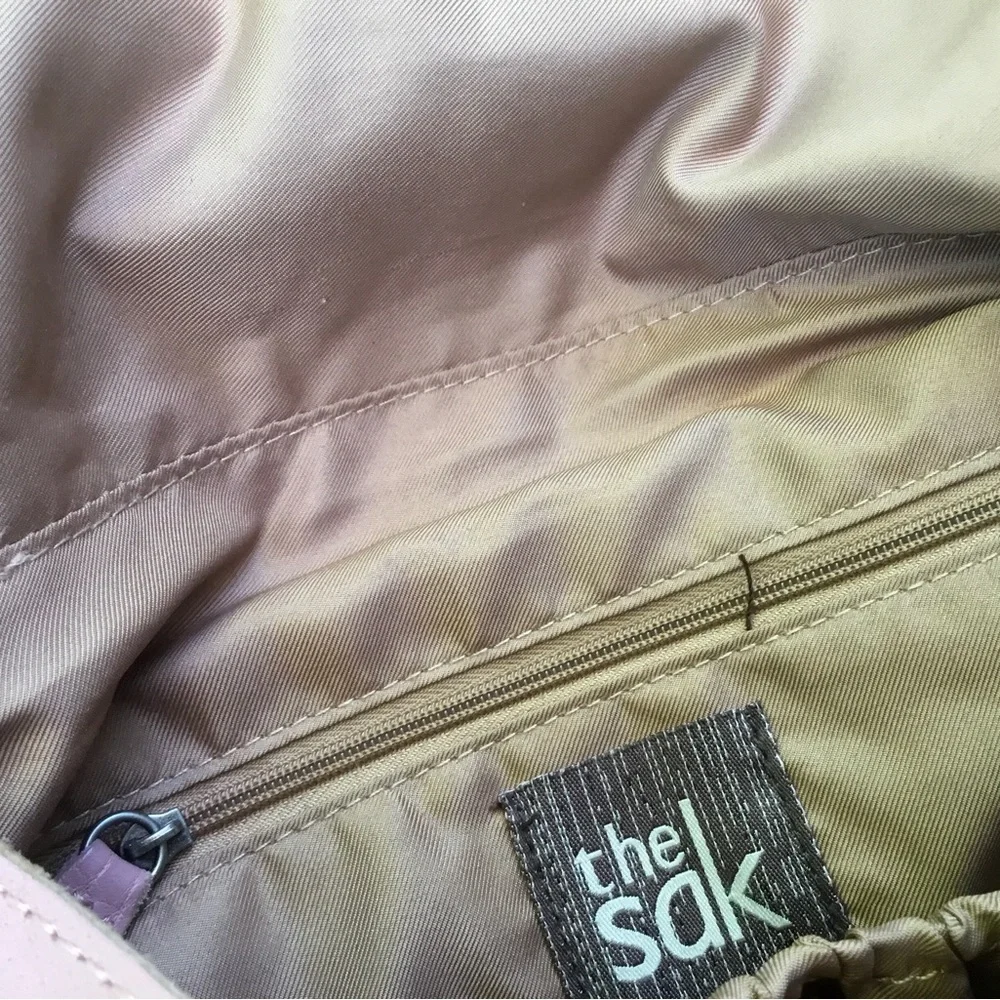 Purse - Picture 2 of 5